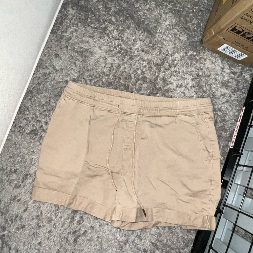 Shorts - Picture 2 of 2